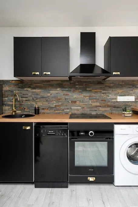 Plein Centre-Ville T3 Refait A Neuf Aix-les-Bains Apartment