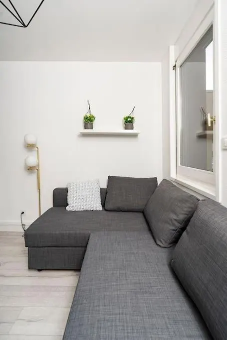 Plein Centre-Ville T3 Refait A Neuf Aix-les-Bains Apartment